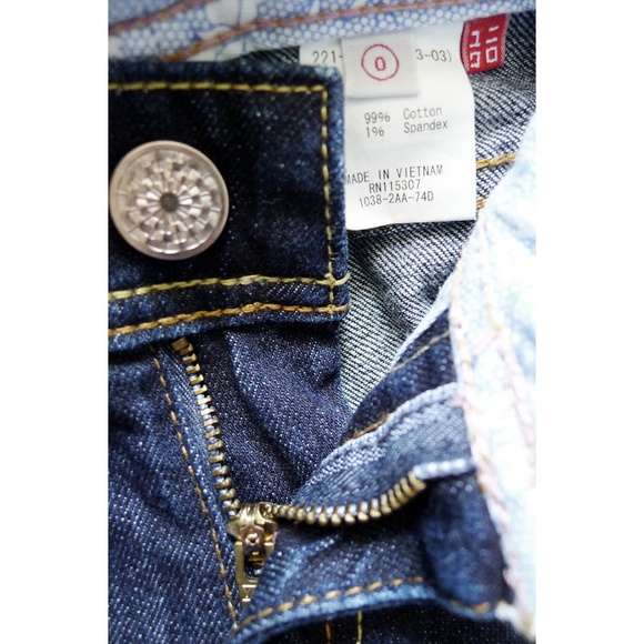 UNIQLO Slim Fit Straight Leg Low Rise Denim Size 0 (28 x 32) - Picture 3 of 5